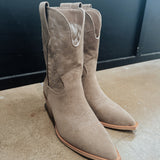 Nelly Boot